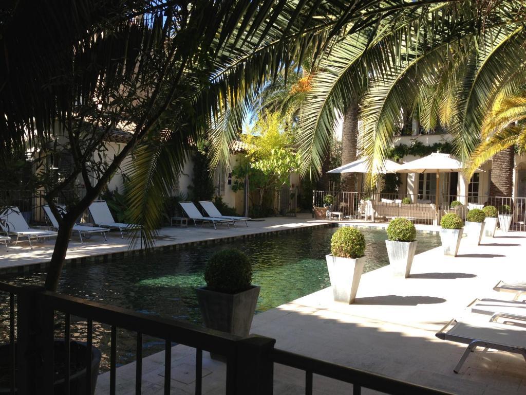 Pastis Hotel St Tropez 쎙뜨호뻬 외부 사진